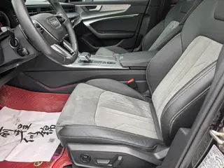 Audi A6L 2022 40 TFSI Deluxe Dynamic interior photo 13 Audi A6L 2022 40 TFSI Deluxe Dynamic interior photo 13