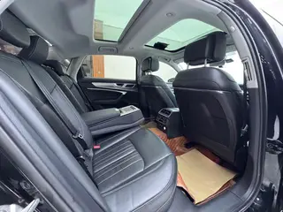 Audi A6L 2023 Restyling 45 TFSI Zhenxuan Zhiya Type interior photo 14 Audi A6L 2023 Restyling 45 TFSI Zhenxuan Zhiya Type interior photo 14
