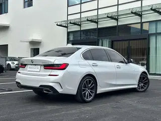 BMW 3 Series 2022 325Li M Sports suit exterior photo 6 BMW 3 Series 2022 325Li M Sports suit exterior photo 6
