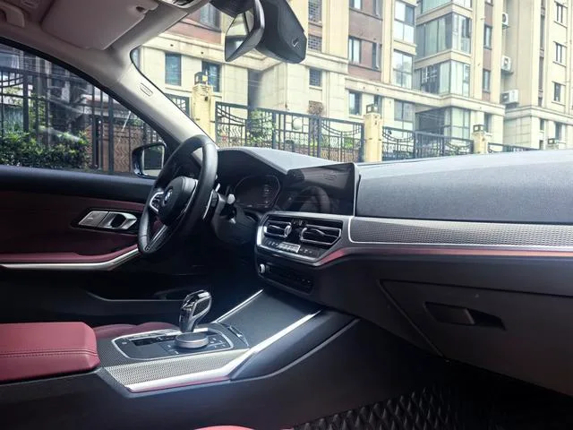 BMW 3 Series 2021 Segundo cambio 325i M Traje nocturno deportivo Yao interior foto 9 BMW 3 Series 2021 Segundo cambio 325i M Traje nocturno deportivo Yao interior foto 9