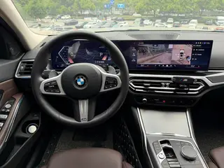 BMW 3 Series 2023 325Li M Traje nocturno deportivo Yao interior foto 8 BMW 3 Series 2023 325Li M Traje nocturno deportivo Yao interior foto 8