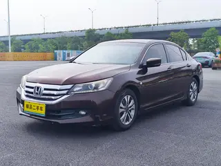 Honda Accord 2014 2.0L LX Комфорт-версия экстерьер фото 1