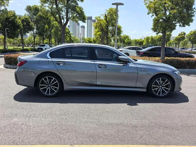 BMW 3 Series 2023 325Li M Sports suit exterior photo 7 BMW 3 Series 2023 325Li M Sports suit exterior photo 7