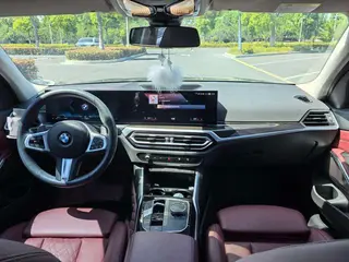 BMW 3 Series 2023 325Li M Sports suit interior photo 11 BMW 3 Series 2023 325Li M Sports suit interior photo 11