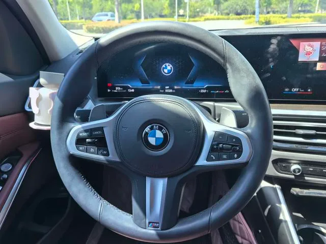 BMW 3 Series 2023 325Li M Sports suit interior photo 12 BMW 3 Series 2023 325Li M Sports suit interior photo 12