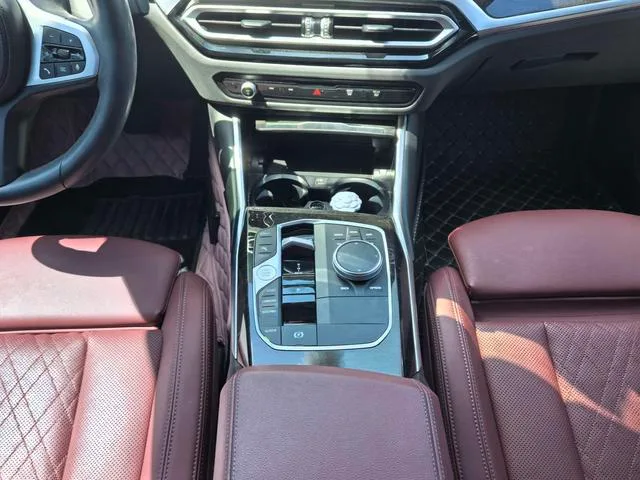 BMW 3 Series 2023 325Li M Sports suit interior photo 13 BMW 3 Series 2023 325Li M Sports suit interior photo 13