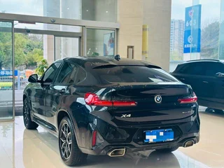 BMW X4 2022 xDrive 25i M Sports suit interior photo 7 BMW X4 2022 xDrive 25i M Sports suit interior photo 7