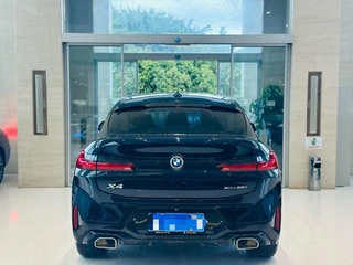 BMW X4 2022 xDrive 25i M Sports suit interior photo 8 BMW X4 2022 xDrive 25i M Sports suit interior photo 8