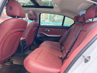 BMW 3 Series 2025 325Li M Sports suit interior photo 14