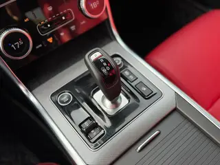 Jaguar XEL 2022 2.0T 250PS R-DYNAMIC S Versión deportiva emprendedora interior foto 12 Jaguar XEL 2022 2.0T 250PS R-DYNAMIC S Versión deportiva emprendedora interior foto 12