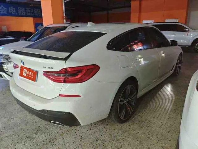 BMW 6 Series GT 2022 630i M Sports suit exterior photo 4