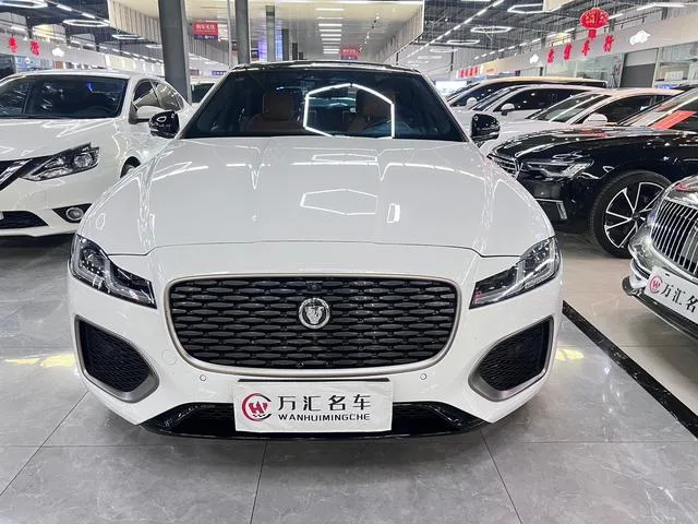 Jaguar XFL 2024 2.0T P300 Four-wheel drive flagship sports gold-plated version exterior photo 3 Jaguar XFL 2024 2.0T P300 Four-wheel drive flagship sports gold-plated version exterior photo 3