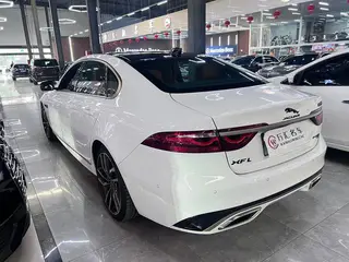 Jaguar XFL 2024 2.0T P300 Four-wheel drive flagship sports gold-plated version interior photo 11 Jaguar XFL 2024 2.0T P300 Four-wheel drive flagship sports gold-plated version interior photo 11