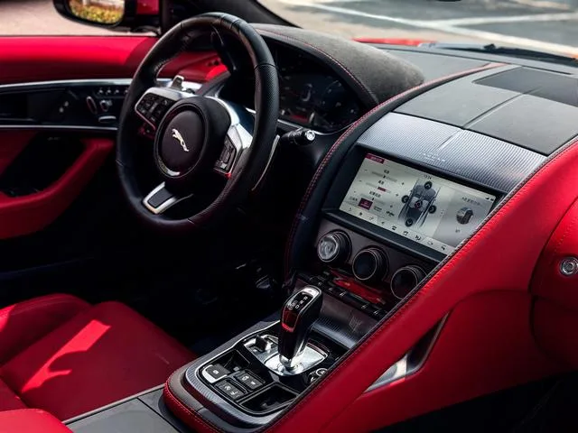 Jaguar F-TYPE 2023 P300 Hardtop version R-DYNAMIC BLACK interior photo 14