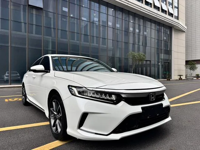 Honda Inspire 2022 260TURBO Уточненная версия экстерьер фото 3