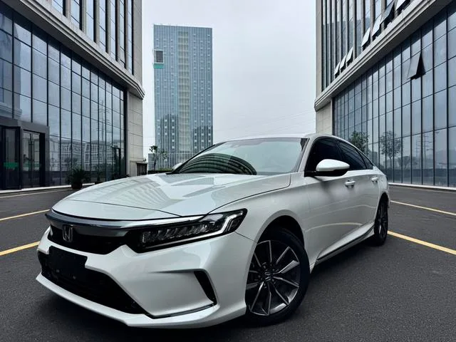 Honda Inspire 2022 260TURBO Уточненная версия экстерьер фото 4