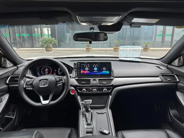 Honda Inspire 2022 260TURBO Уточненная версия экстерьер фото 8