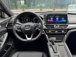 Honda Inspire 2022 260TURBO Уточненная версия интерьер фото 12