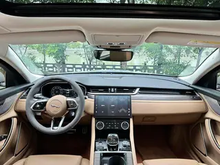 Jaguar XFL 2025 2.0T P250 Edición Deluxe exclusiva con tracción en dos ruedas exterior foto 5 Jaguar XFL 2025 2.0T P250 Edición Deluxe exclusiva con tracción en dos ruedas exterior foto 5