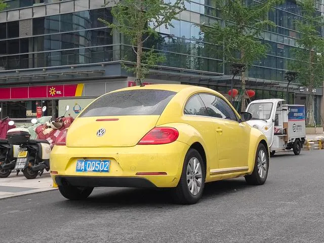 Volkswagen Beetle 2013 1.2TSI Fashionable exterior photo 4