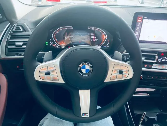 BMW X3 2023 xDrive30i Líder M Traje de noche Yao exterior foto 7 BMW X3 2023 xDrive30i Líder M Traje de noche Yao exterior foto 7