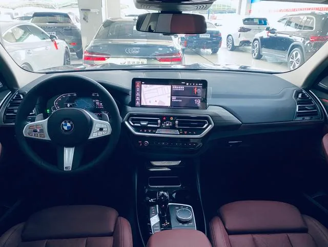 BMW X3 2023 xDrive30i Líder M Traje de noche Yao interior foto 12 BMW X3 2023 xDrive30i Líder M Traje de noche Yao interior foto 12