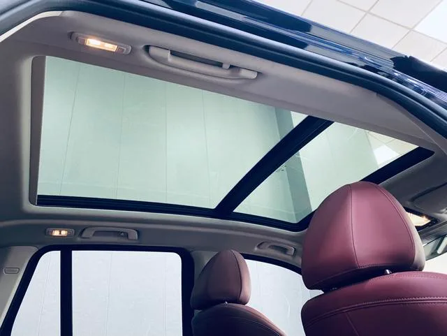 BMW X3 2023 xDrive30i Líder M Traje de noche Yao interior foto 15 BMW X3 2023 xDrive30i Líder M Traje de noche Yao interior foto 15