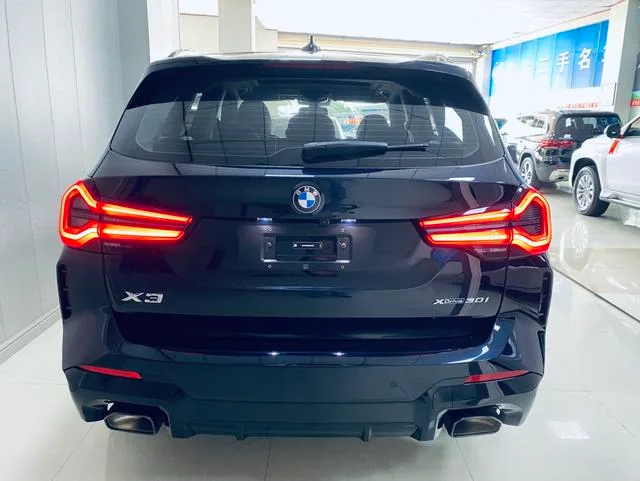 BMW X3 2023 xDrive30i Líder M Traje de noche Yao interior foto 17 BMW X3 2023 xDrive30i Líder M Traje de noche Yao interior foto 17