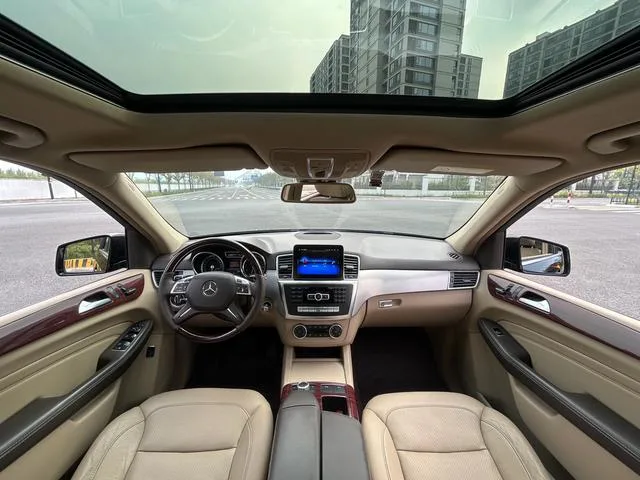 Mercedes-Benz M-Class 2015 ML 320 4MATIC extérieur photo 9