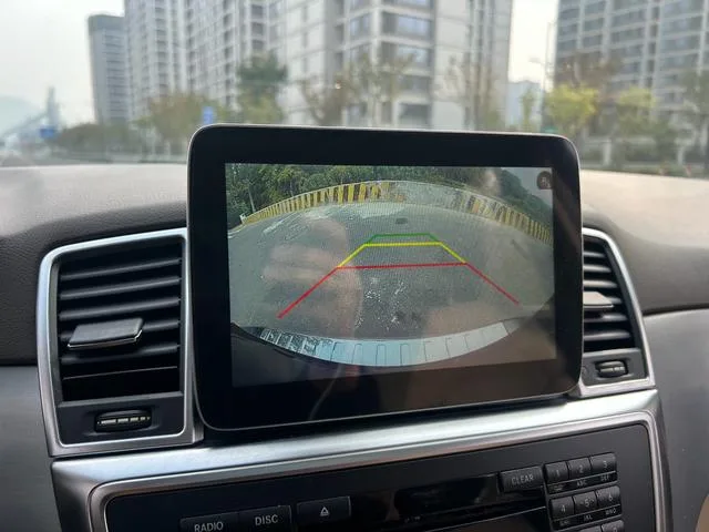Mercedes-Benz M-Class 2015 ML 320 4MATIC intérieur photo 17