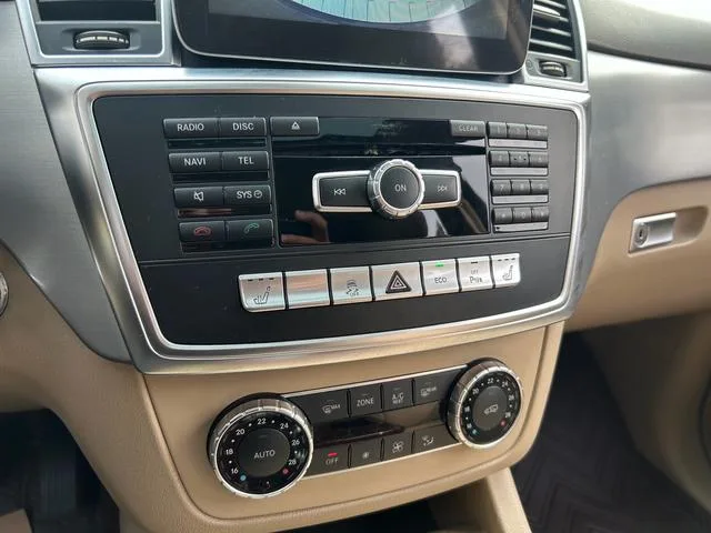Mercedes-Benz M-Class 2015 ML 320 4MATIC intérieur photo 18