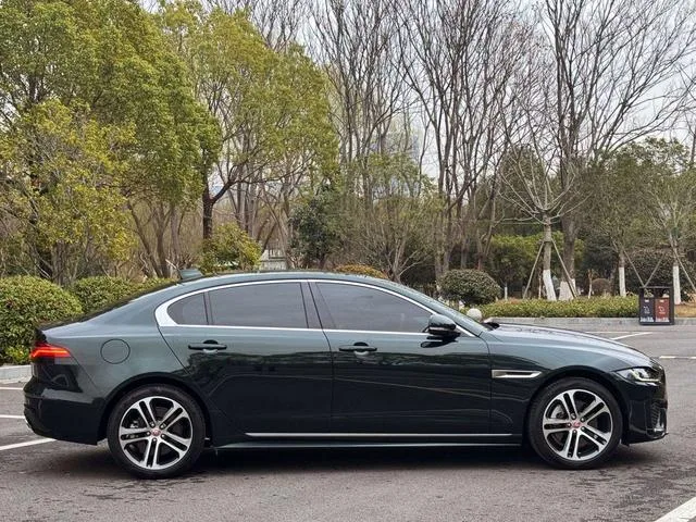 Jaguar XEL 2023 2.0T 250PS R-DYNAMIC S Enterprising Sports Edition exterior photo 4 Jaguar XEL 2023 2.0T 250PS R-DYNAMIC S Enterprising Sports Edition exterior photo 4