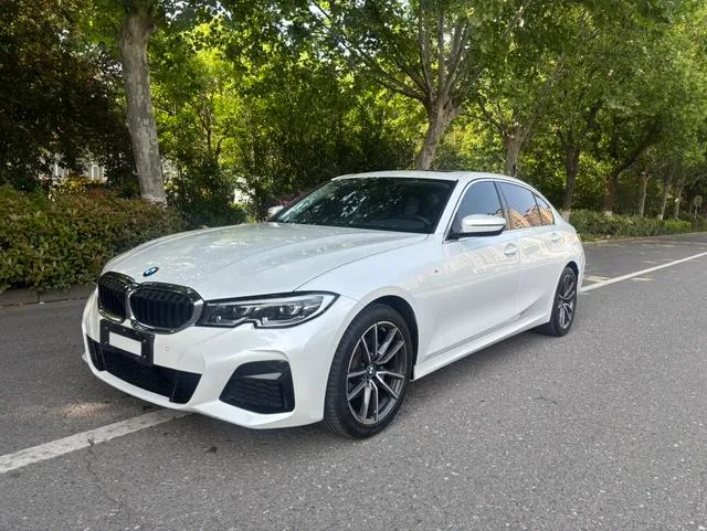 BMW 3 Series 2022 325Li M Спортивный костюм экстерьер фото 1 BMW 3 Series 2022 325Li M Спортивный костюм экстерьер фото 1