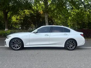 BMW 3 Series 2022 325Li M Спортивный костюм экстерьер фото 4 BMW 3 Series 2022 325Li M Спортивный костюм экстерьер фото 4