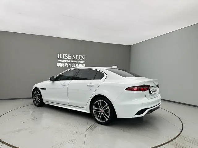 Jaguar XEL 2024 2.0T 250PS R-DYNAMIC S Enterprising Sports Edition interior photo 7 Jaguar XEL 2024 2.0T 250PS R-DYNAMIC S Enterprising Sports Edition interior photo 7
