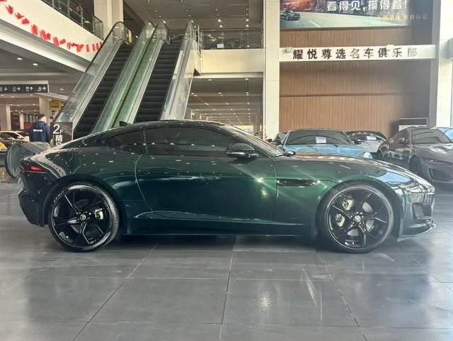 Jaguar F-TYPE 2024 P300 75 Anniversary Collection Hardtop Edition exterior photo 4 Jaguar F-TYPE 2024 P300 75 Anniversary Collection Hardtop Edition exterior photo 4