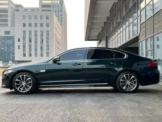 Jaguar XFL 2023 2.0T P250 Two-wheel drive elite sports version exterior photo 3 Jaguar XFL 2023 2.0T P250 Two-wheel drive elite sports version exterior photo 3