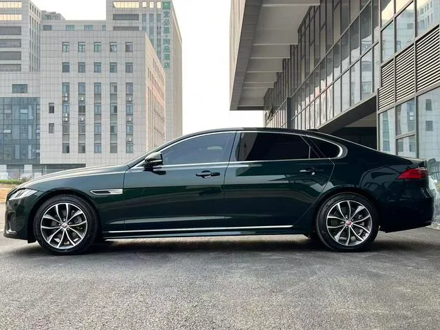 Jaguar XFL 2023 2.0T P250 Two-wheel drive elite sports version exterior photo 3 Jaguar XFL 2023 2.0T P250 Two-wheel drive elite sports version exterior photo 3