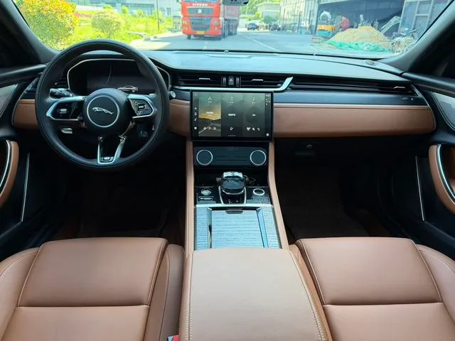 Jaguar XFL 2023 2.0T P250 Two-wheel drive elite sports version exterior photo 7 Jaguar XFL 2023 2.0T P250 Two-wheel drive elite sports version exterior photo 7