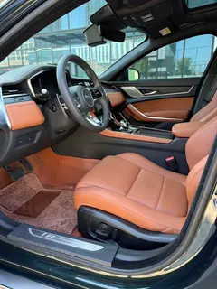 Jaguar XFL 2023 2.0T P250 Two-wheel drive elite sports version interior photo 8 Jaguar XFL 2023 2.0T P250 Two-wheel drive elite sports version interior photo 8