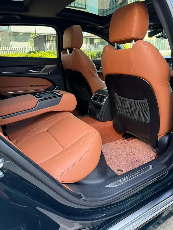 Jaguar XFL 2023 2.0T P250 Two-wheel drive elite sports version interior photo 11 Jaguar XFL 2023 2.0T P250 Two-wheel drive elite sports version interior photo 11
