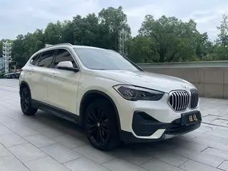 BMW X1 2022 sDrive20Li Fashionable exterior photo 3