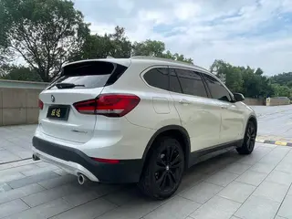 BMW X1 2022 sDrive20Li Fashionable exterior photo 7