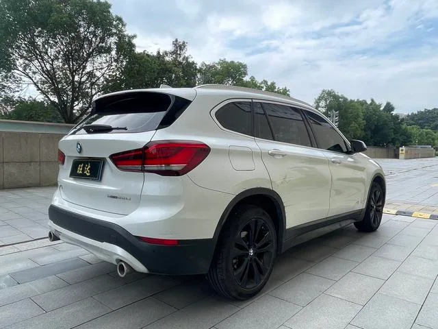 BMW X1 2022 sDrive20Li Fashionable exterior photo 7