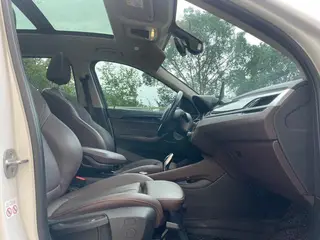 BMW X1 2022 sDrive20Li Fashionable interior photo 14
