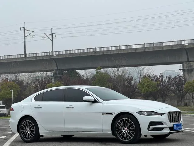 Jaguar XEL 2021 2.0T 250PS S Enterprising Elegant Edition exterior photo 3 Jaguar XEL 2021 2.0T 250PS S Enterprising Elegant Edition exterior photo 3