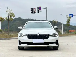 BMW 5 Series 2021 Restyling 525Li Luxury Set exterior photo 2 BMW 5 Series 2021 Restyling 525Li Luxury Set exterior photo 2