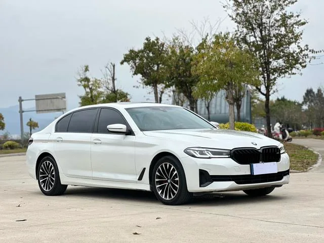 BMW 5 Series 2021 Restyling 525Li Luxury Set exterior photo 3 BMW 5 Series 2021 Restyling 525Li Luxury Set exterior photo 3