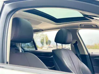 BMW 5 Series 2021 Restyling 525Li Luxury Set interior photo 15 BMW 5 Series 2021 Restyling 525Li Luxury Set interior photo 15