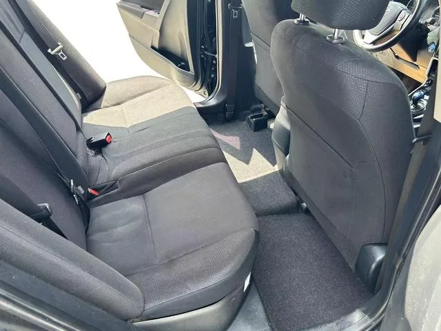 Toyota Levin Plug-in Hybrid 2019 1.8PH GS CVT Versión de élite exterior foto 9 Toyota Levin Plug-in Hybrid 2019 1.8PH GS CVT Versión de élite exterior foto 9